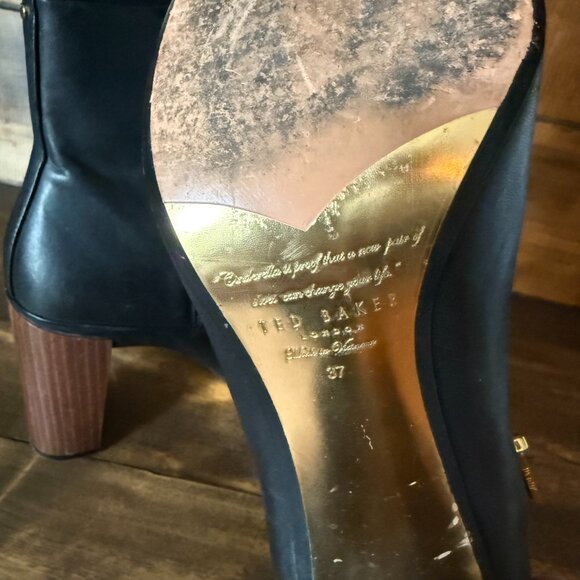 Ted Baker booties, size 7 - Picture 5 of 5